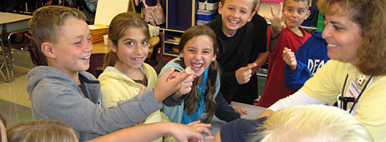 4-H'ers in a classrom.